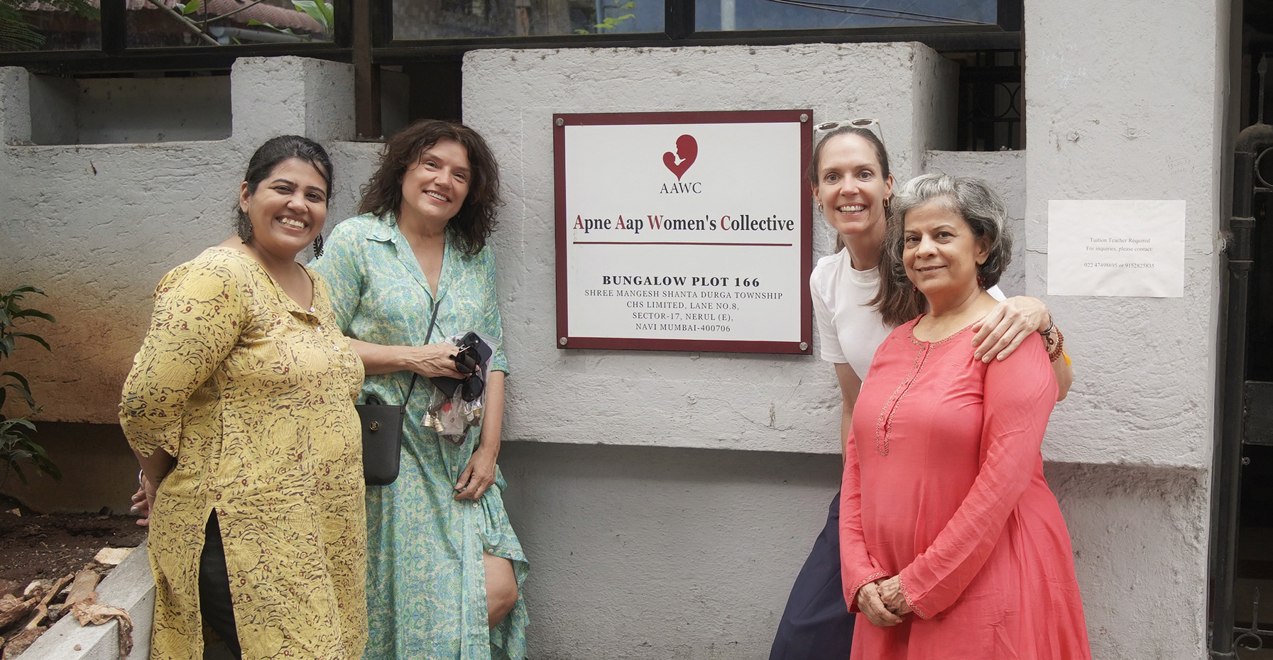 Katja und Marion mit dem ApneAap WOmens Collective